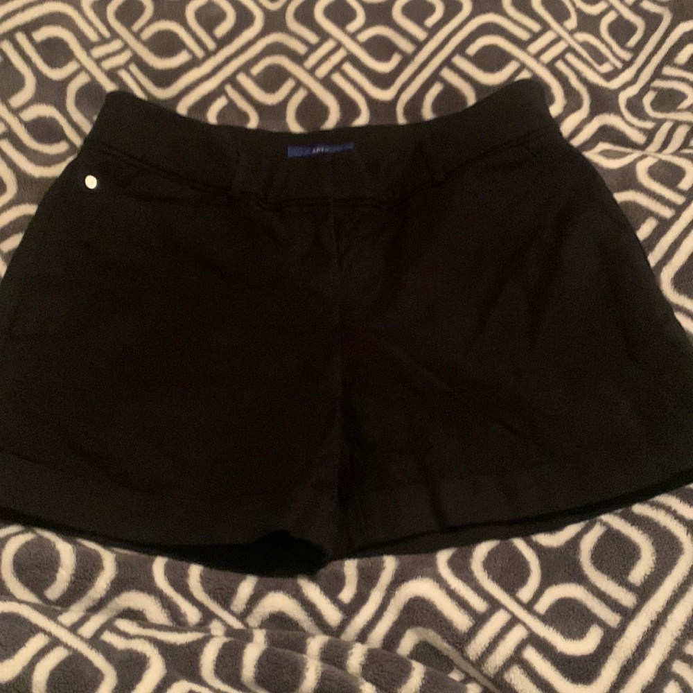 APT. 9 Womens Size 10 Black Shorts